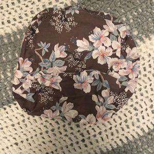 Euro style scrub cap